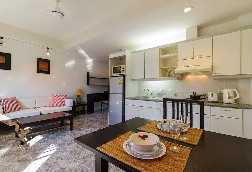 The Club Residence By Alexanders