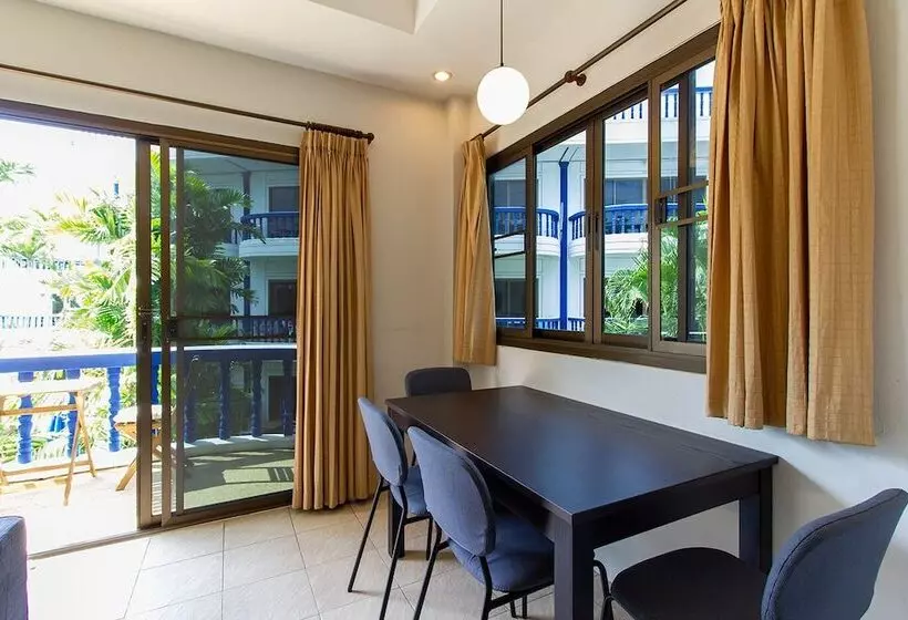 The Club Residence By Alexanders