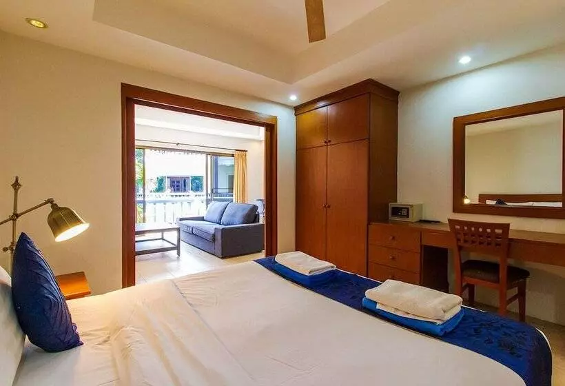 The Club Residence By Alexanders