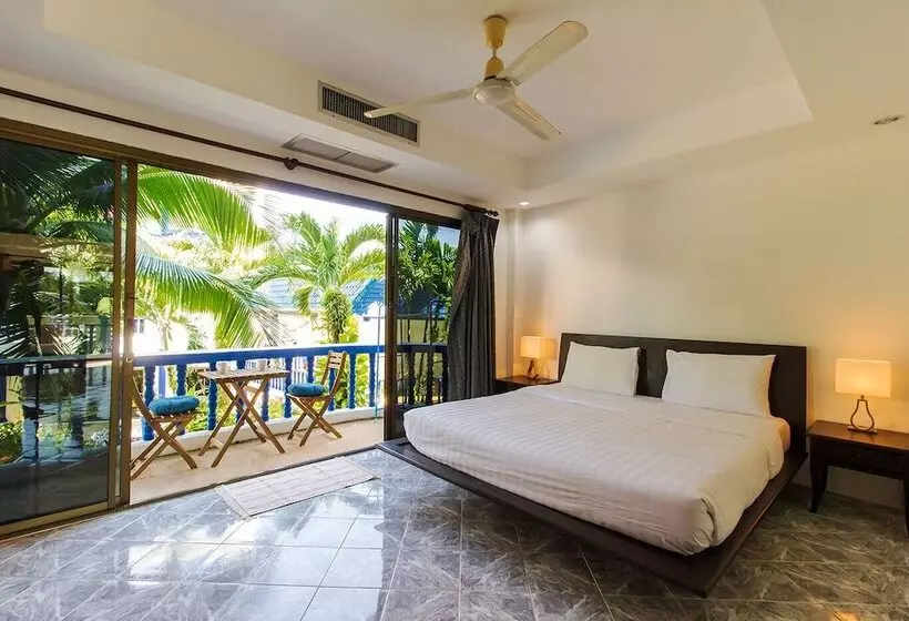 The Club Residence By Alexanders