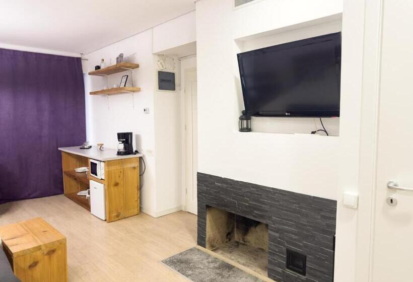 پانسیون Middlehouse