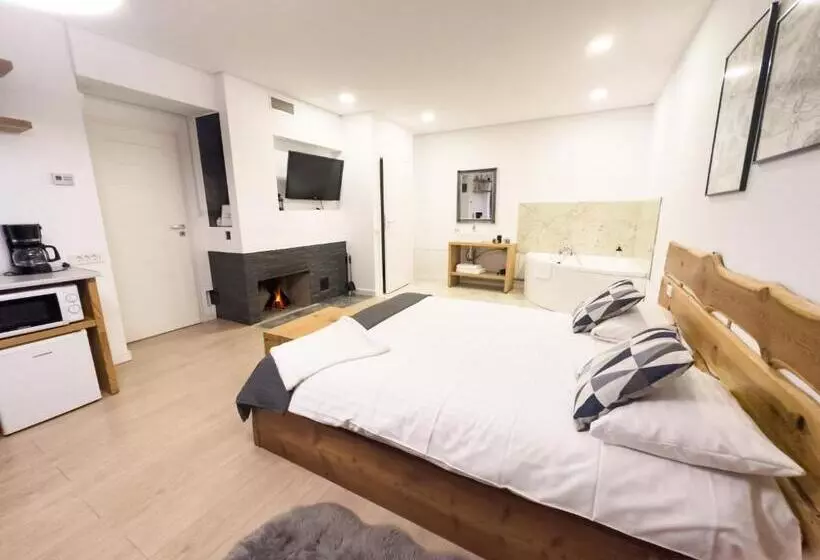 ペンション Middlehouse