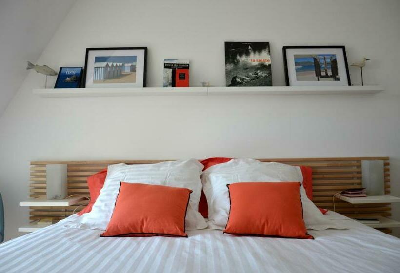 住宿加早餐  Le Beau Repaire 1 à 3 Chambres étage Indépendant