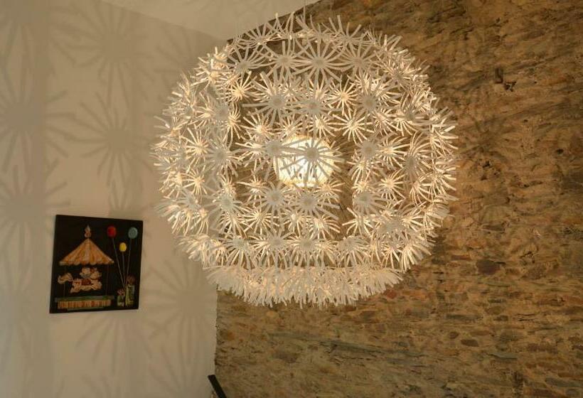 住宿加早餐  Le Beau Repaire 1 à 3 Chambres étage Indépendant