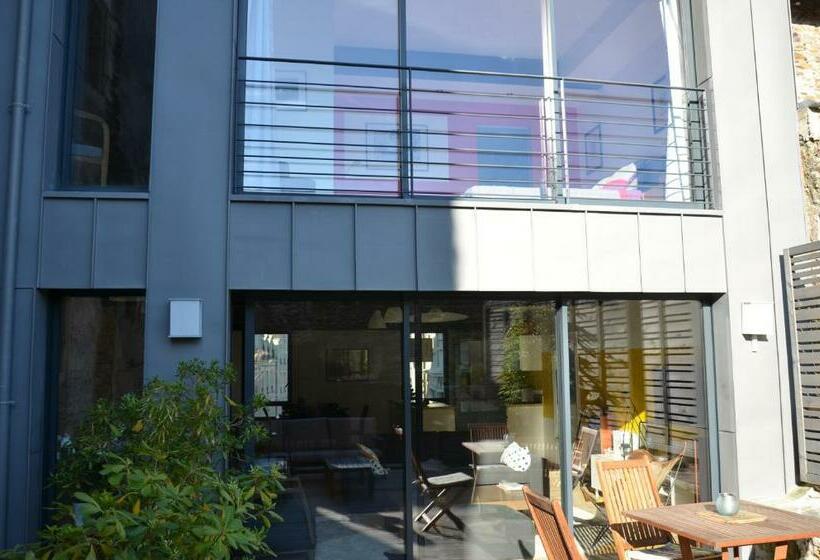 住宿加早餐  Le Beau Repaire 1 à 3 Chambres étage Indépendant