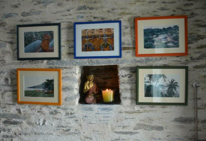 住宿加早餐  Le Beau Repaire 1 à 3 Chambres étage Indépendant