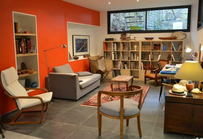 住宿加早餐  Le Beau Repaire 1 à 3 Chambres étage Indépendant