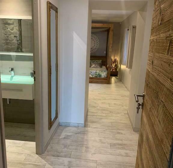 住宿加早餐 Le Paon Bleu Annecy Poisy