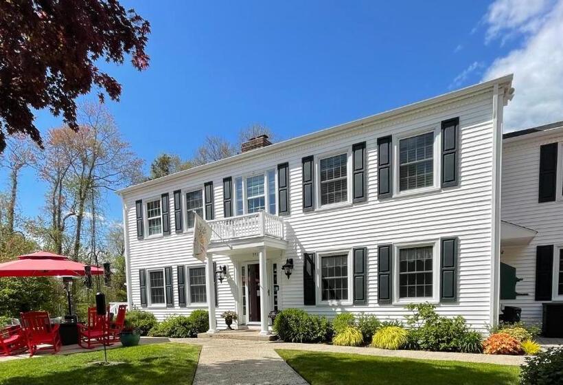 مبيت وإفطار The Homestead