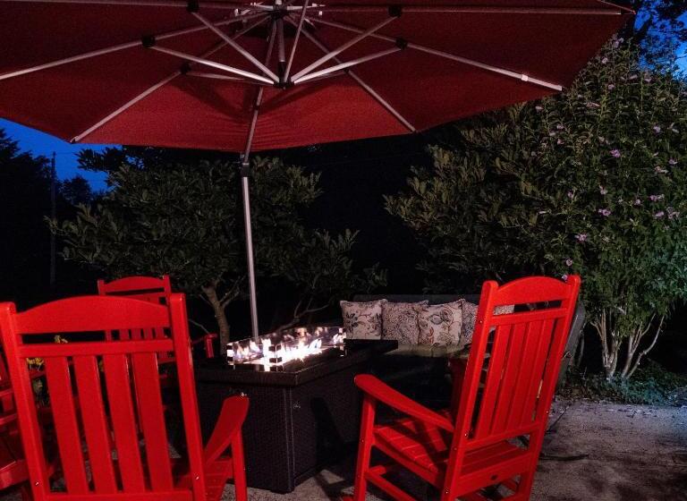 مبيت وإفطار The Homestead