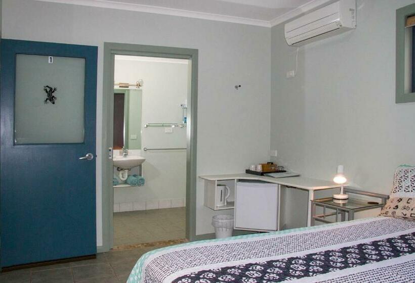 Пансион Gecko Guest House