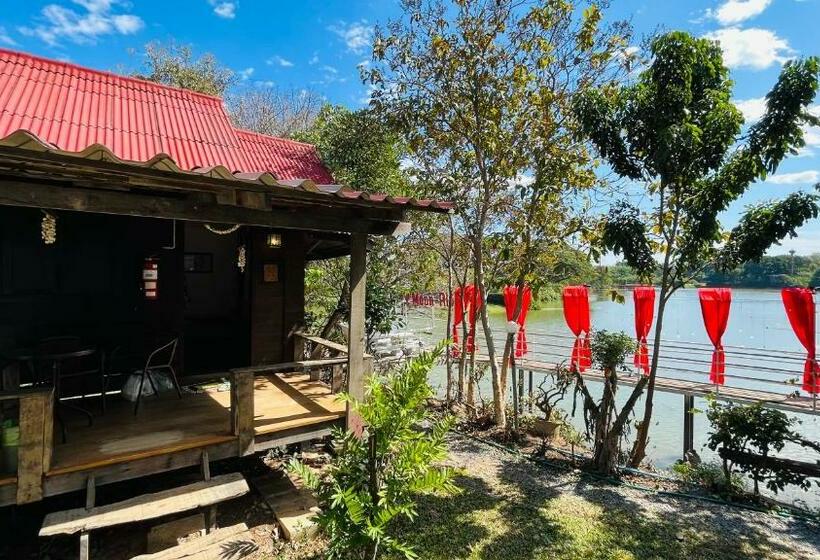 Moon River Resort Phimai
