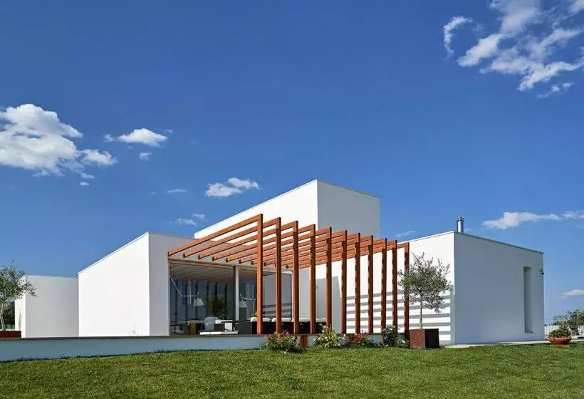 ペンション Oliveira House