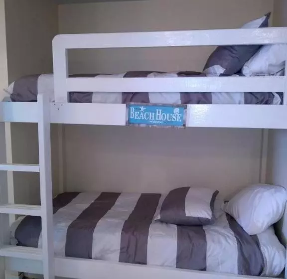 South Padre Island Condo Is Walking Distance To The Beach, Sleeps 6, Third Floor, 2024 Traveler Awar