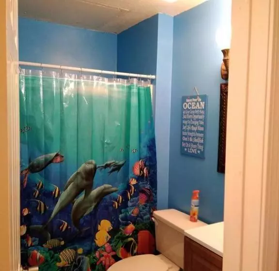 South Padre Island Condo Is Walking Distance To The Beach, Sleeps 6, Third Floor, 2024 Traveler Awar