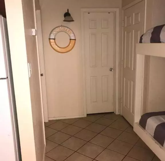 South Padre Island Condo Is Walking Distance To The Beach, Sleeps 6, Third Floor, 2024 Traveler Awar