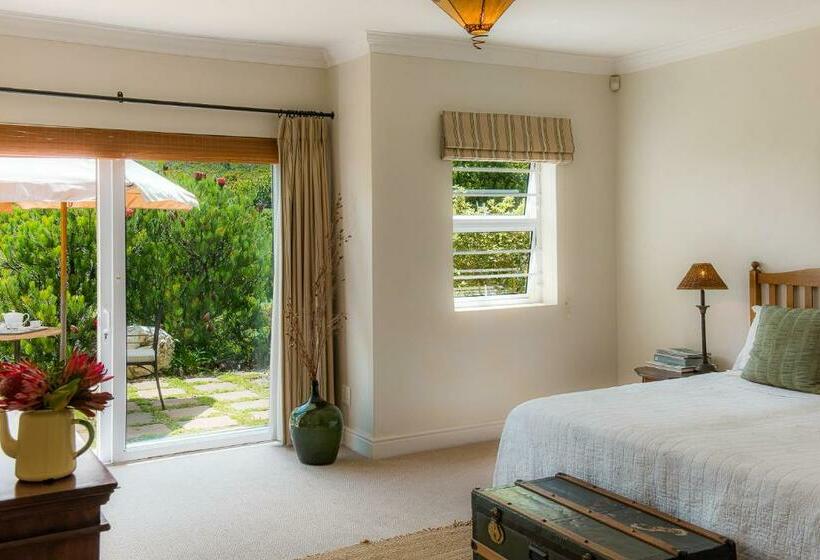 פנסיון Francolinhof Guest House