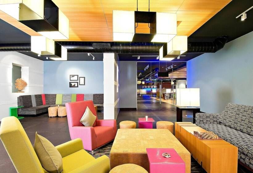 호텔 Aloft Bengaluru Whitefield