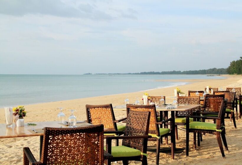 בית מלון כפרי Beyond Khaolak