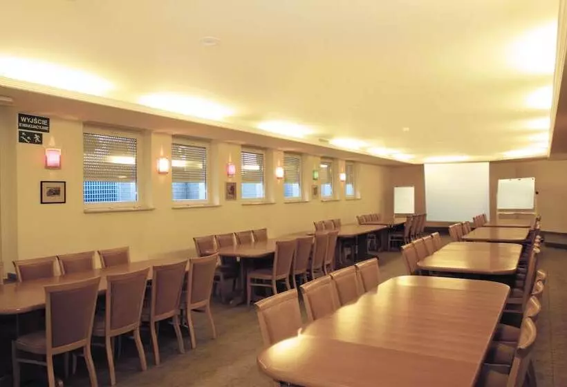 בית מלון כפרי Bielany