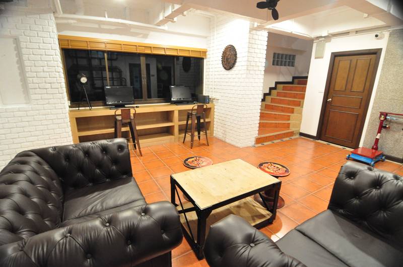 酒店 Forty Winks Phuket