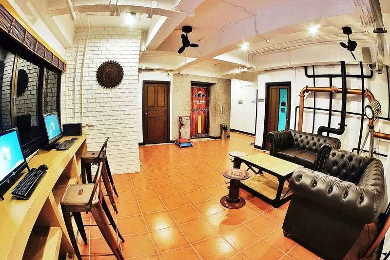 Hotel Forty Winks Phuket