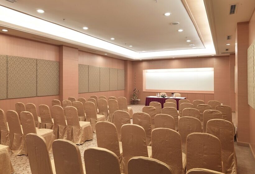 בית מלון כפרי Grand Lexis Port Dickson