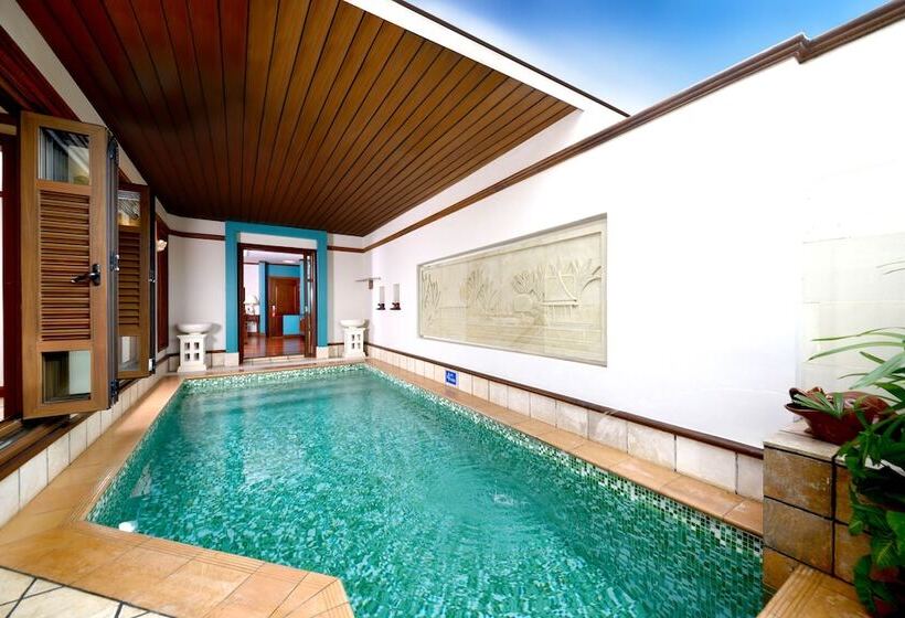 בית מלון כפרי Grand Lexis Port Dickson