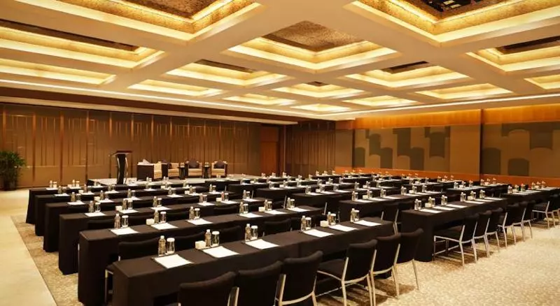 호텔 Jumeirah Himalayas  Shanghai