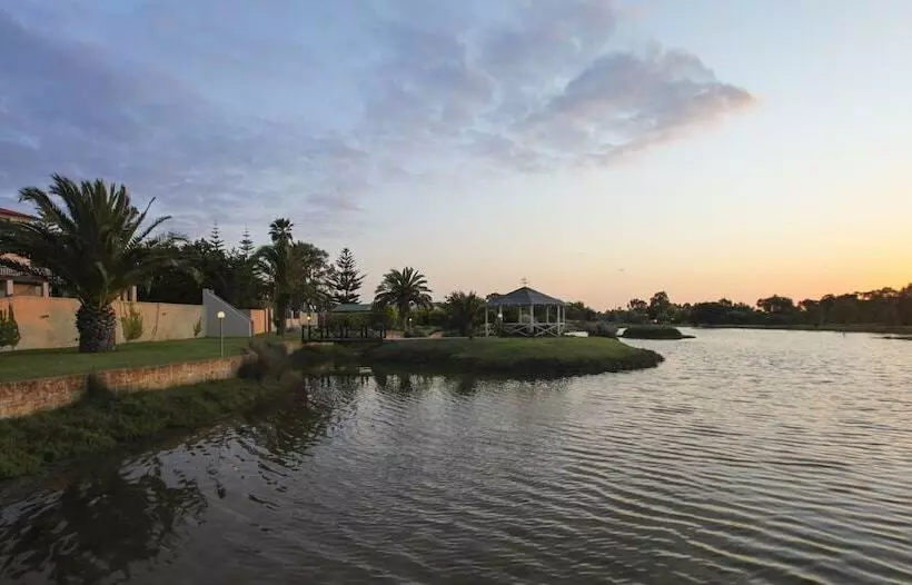 호텔 Martin Fields Beach Retreat