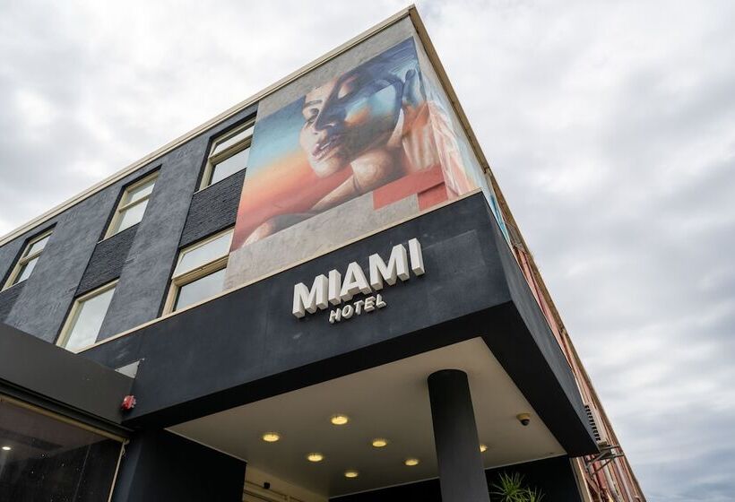 Miami Hotel Melbourne