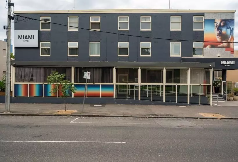 Miami Hotel Melbourne