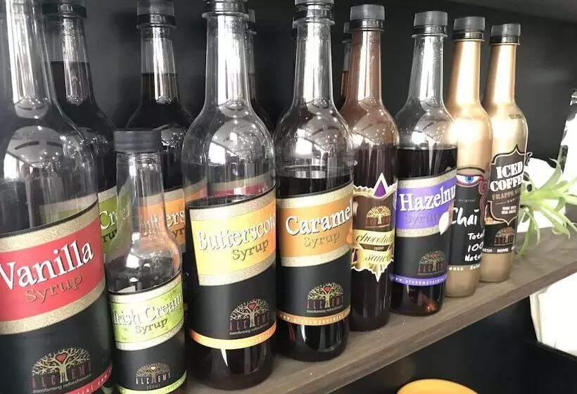 Miami Hotel Melbourne