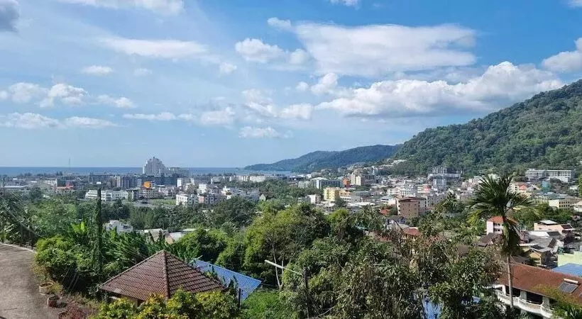 酒店 Ratana Hill Patong