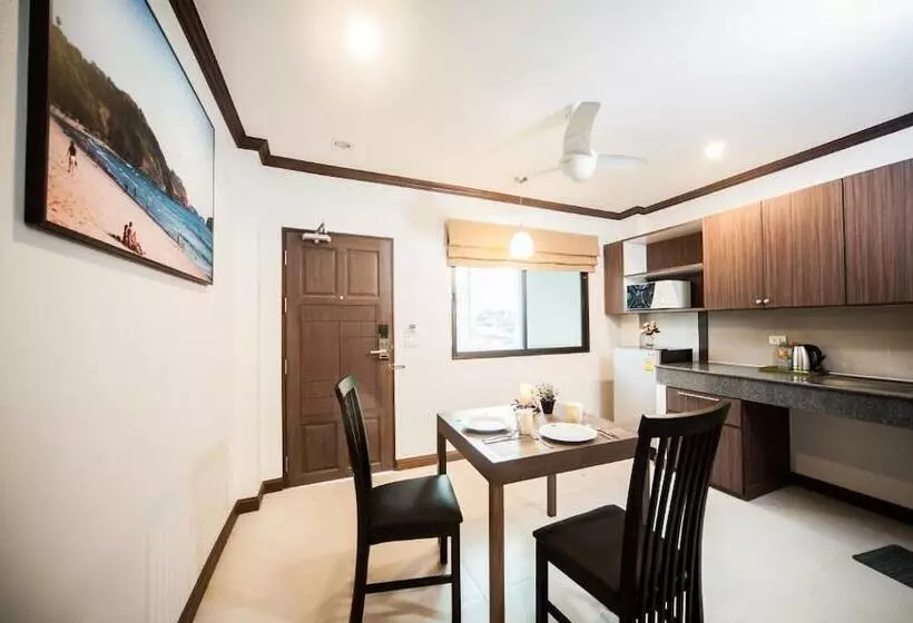 酒店 Ratana Hill Patong