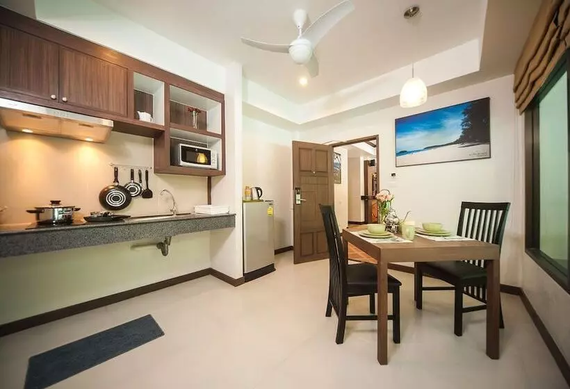 酒店 Ratana Hill Patong