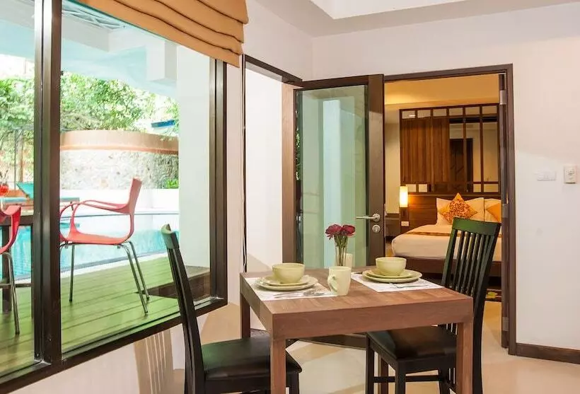 酒店 Ratana Hill Patong