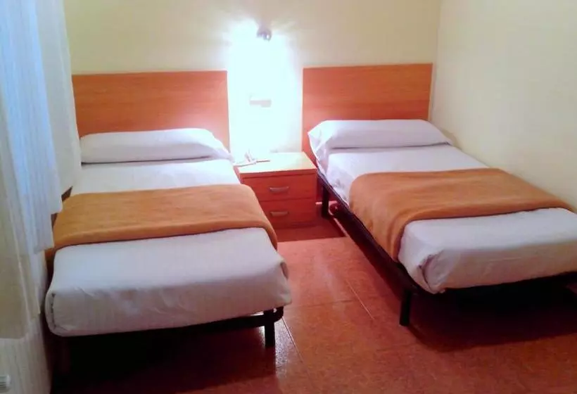 هتل Rc Ramon Y Cajal