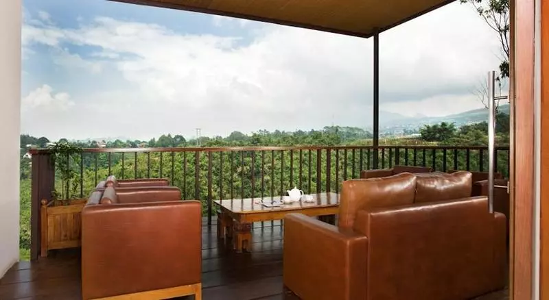 Hotel Sangria Resort And Spa