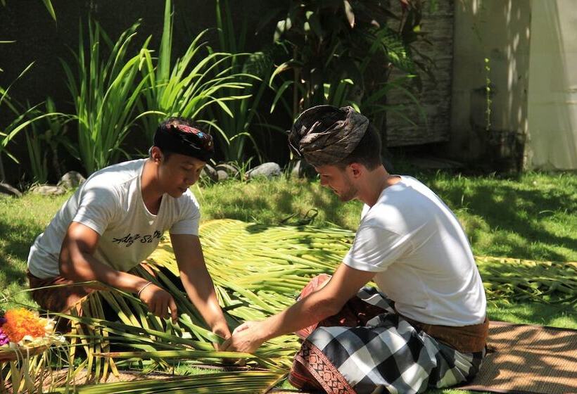 فندق The Wolas Villa & Spa