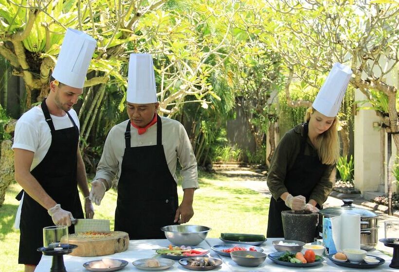 فندق The Wolas Villa & Spa