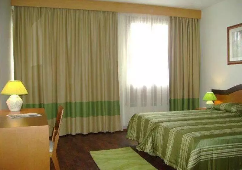Hotel Vale Verde