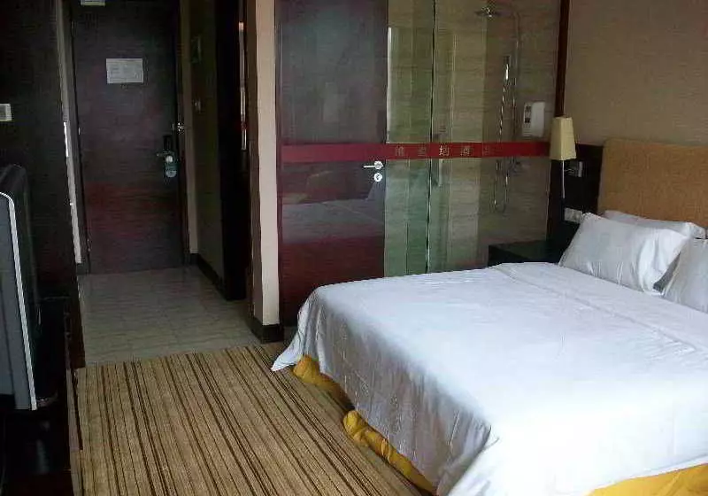 Отель Vienna Chunfeng