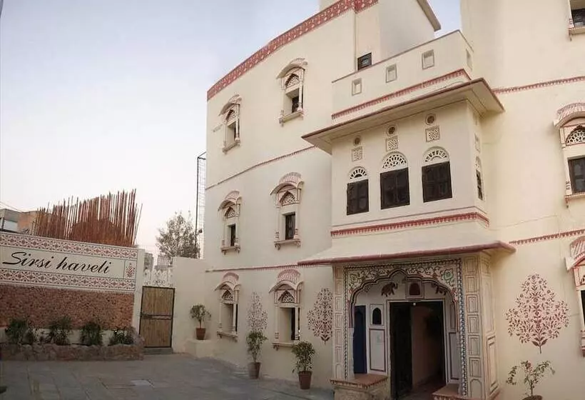 Hotel Sirsi Haveli