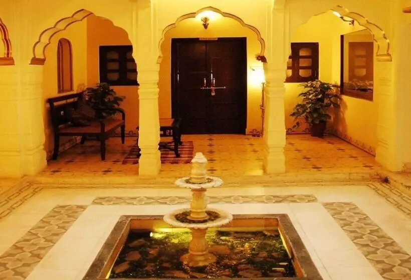 Hotel Sirsi Haveli