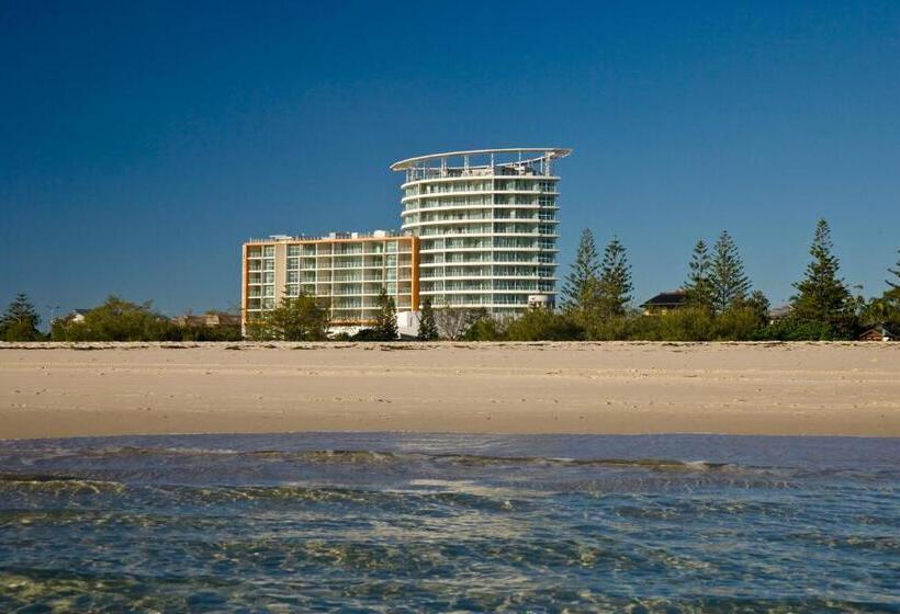 Kirra Surf Apartments