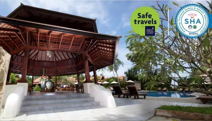 Курорт Smile House   Fisherman Village