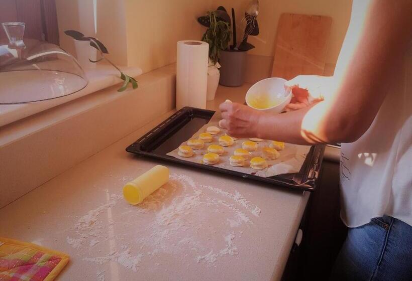 تختخواب و صبحانه Amaranto99