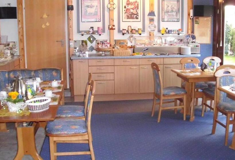 بنسيون Gästehaus Marek