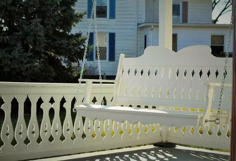 Retkeilymaja Hawksbill House